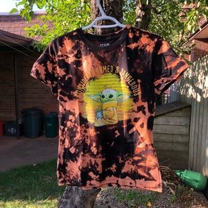 BLEACH-DYED BABY YODA TEE